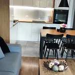 Nowoczesny Apartament Z Widokiem Na Park